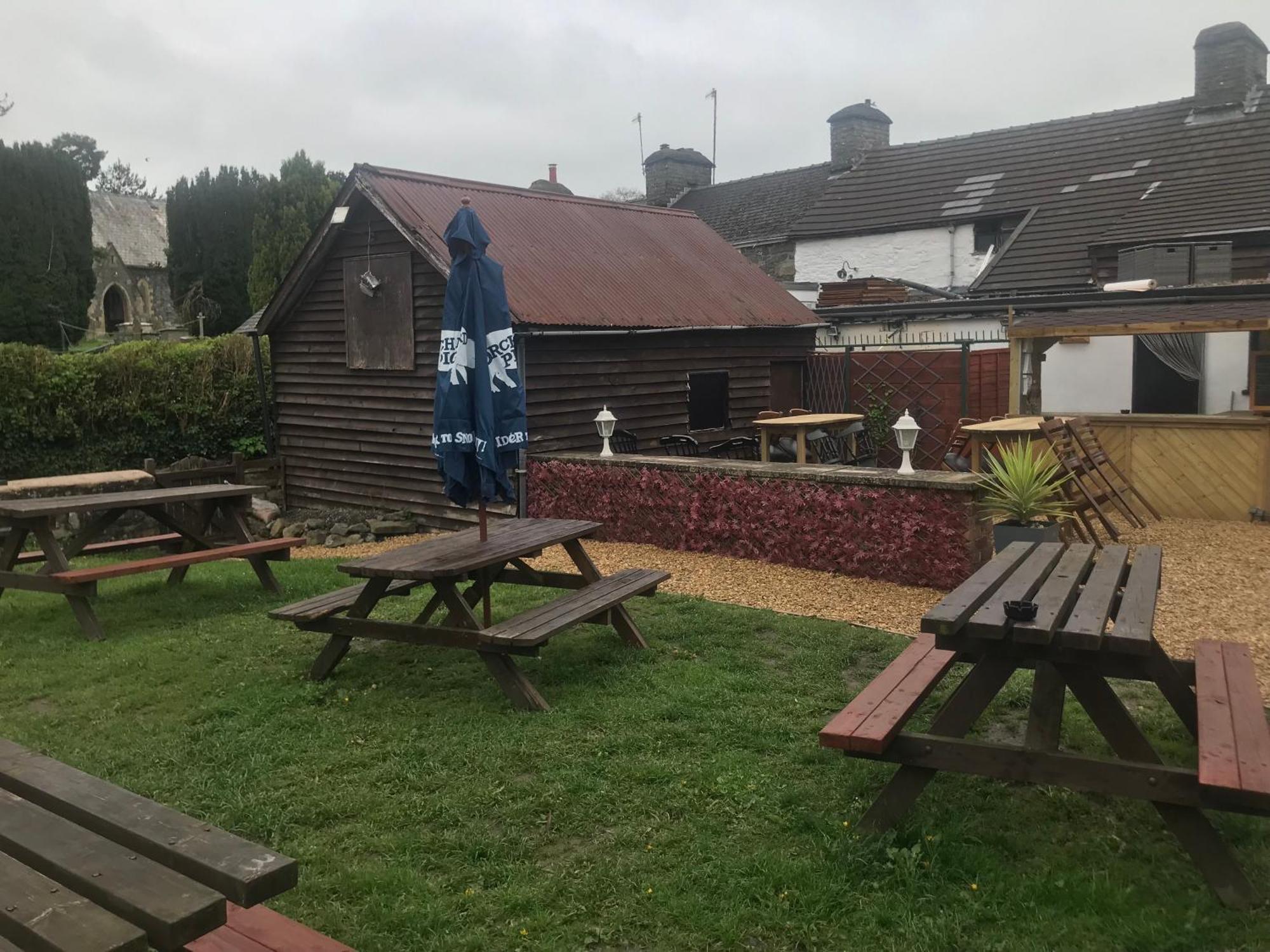 The Eagles Inn Rhayader Exterior photo
