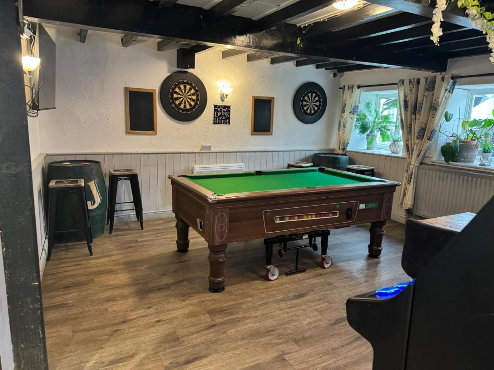 The Eagles Inn Rhayader Exterior photo